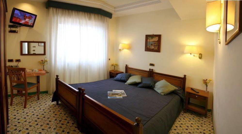 Hotel Del Mare Sorrento Ngoại thất bức ảnh