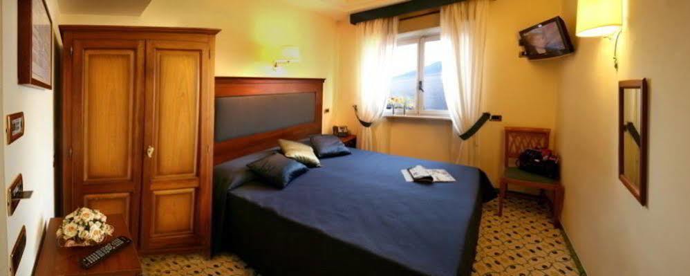 Hotel Del Mare Sorrento Ngoại thất bức ảnh